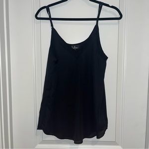 Simple black tank